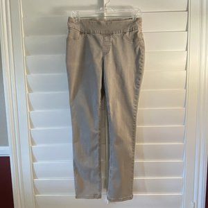 Chico's Pull-on stretch jeans